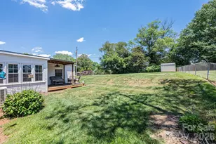 1240 12th St Pl NW, Hickory, NC 28601 - Photo 38