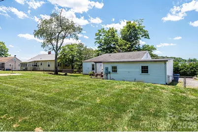 1240 12th Street Place NW, Hickory, NC 28601 - Photo 40
