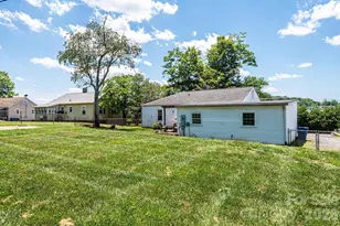 1240 12th St Pl NW, Hickory, NC 28601 - Photo 40