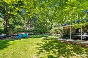 106 Skyway Dr, Hendersonville, NC 28739 - Photo 4