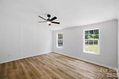 3940 Teaberry Lane, Newton, NC 28658 - Photo 18