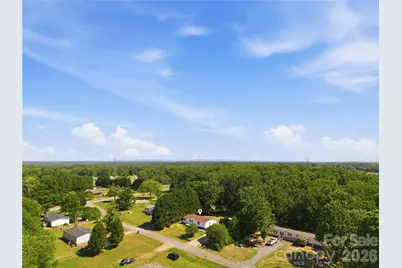 3940 Teaberry Lane, Newton, NC 28658 - Photo 36