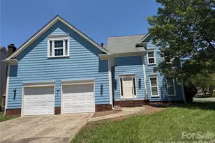 1125 Sunnyview Cir, Matthews, NC 28105 - Photo 2
