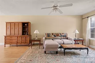 9132 Charminster Ct, Charlotte, NC 28269 - Photo 8