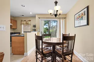 9132 Charminster Ct, Charlotte, NC 28269 - Photo 16
