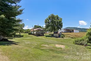 414 Skyline Dr, Canton, NC 28716 - Photo 8