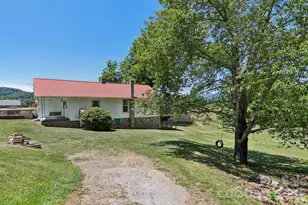 414 Skyline Dr, Canton, NC 28716 - Photo 1