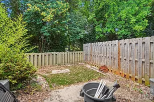 4605 Hedgemore Dr, Charlotte, NC 28209 - Photo 16