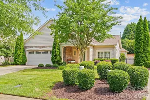 159 Brawley Point Cir, Mooresville, NC 28117 - Photo 2
