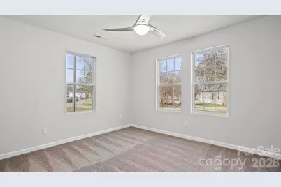 1215 Wilson W Lee Boulevard, Statesville, NC 28677 - Photo 10