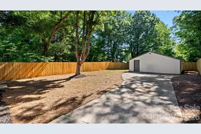 1215 Wilson W Lee Boulevard, Statesville, NC 28677 - Photo 18