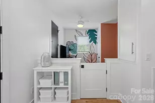 1642 Longfellow St, Charlotte, NC 28205 - Photo 12