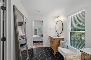 1642 Longfellow St, Charlotte, NC 28205 - Photo 20