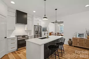 1642 Longfellow St, Charlotte, NC 28205 - Photo 6