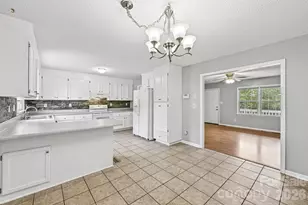 738 McDaniel Rd, Kings Mountain, NC 28086 - Photo 6