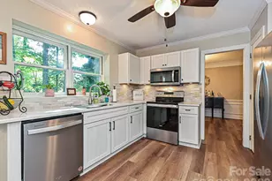 8717 Doe Path Ln, Huntersville, NC 28078 - Photo 6