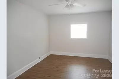 7556 Thorncliff Drive, Charlotte, NC 28210 - Photo 8