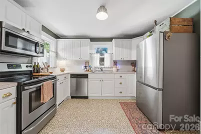 504 W 6th Street, Newton, NC 28658 - Photo 16
