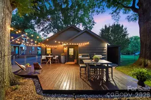 504 W 6th St, Newton, NC 28658 - Photo 8