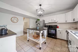 350 21st Ave Dr NW, Hickory, NC 28601 - Photo 10