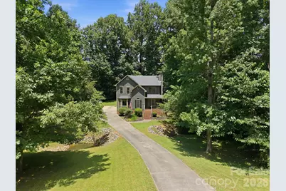 112 Bristlecone Court, Gastonia, NC 28056 - Photo 2