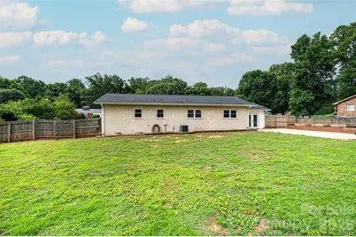 108 Merrywood Drive, Lenoir, NC 28645 - Photo 32