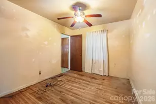 1936 St Paul St, Charlotte, NC 28216 - Photo 12