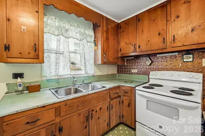 1936 St Paul Street, Charlotte, NC 28216 - Photo 10