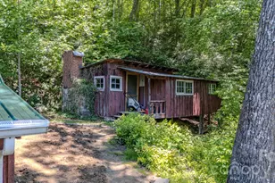 1712 Little Crk Rd, Hot Springs, NC 28743 - Photo 14