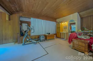 1712 Little Crk Rd, Hot Springs, NC 28743 - Photo 24