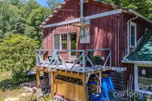 1712 Little Crk Rd, Hot Springs, NC 28743 - Photo 10