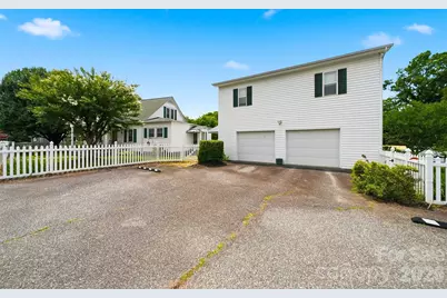 408 Garrou Avenue SE, Valdese, NC 28690 - Photo 34