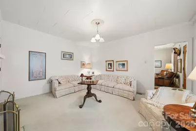 408 Garrou Avenue SE, Valdese, NC 28690 - Photo 10