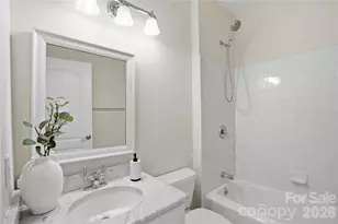 400 N Church St, Charlotte, NC 28202 - Photo 22