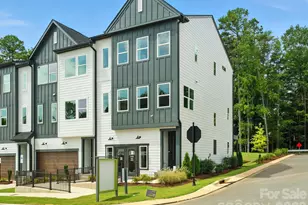 7937 Cedarsmith Ct, Charlotte, NC 28217 - Photo 2