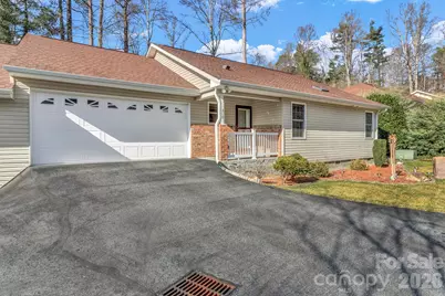 210 Allen Paul Drive, Hendersonville, NC 28791 - Photo 4