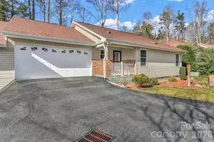 210 Allen Paul Dr, Hendersonville, NC 28791 - Photo 4