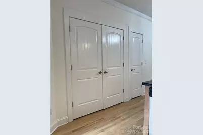 527 Dubois Court, Charlotte, NC 28208 - Photo 10