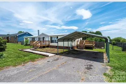 2385 Arrowwood Drive, Hickory, NC 28601 - Photo 4
