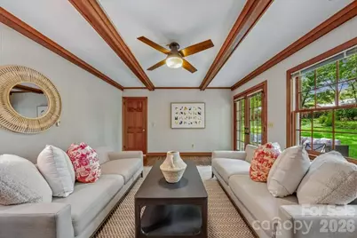 1024 Court Drive, Charlotte, NC 28211 - Photo 8