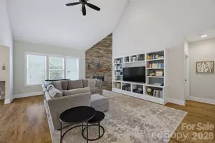 1210 39th Avenue NE, Hickory, NC 28601 - Photo 20