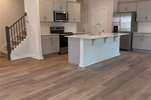1423 Mammoth Rd, Hickory, NC 28692 - Photo 4