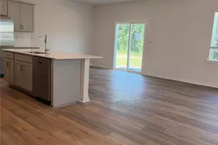 1423 Mammoth Rd, Hickory, NC 28692 - Photo 2