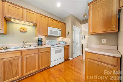7641 Bluff Point Lane, Denver, NC 28037 - Photo 18