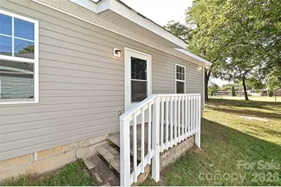415 Jones Street, Charlotte, NC 28208 - Photo 22