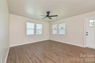 415 Jones St, Charlotte, NC 28208 - Photo 4