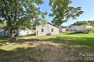 415 Jones St, Charlotte, NC 28208 - Photo 26