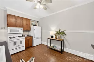 524 Hawthorne Ln, Charlotte, NC 28204 - Photo 10
