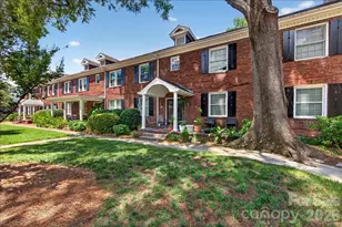 524 Hawthorne Ln, Charlotte, NC 28204 - Photo 2