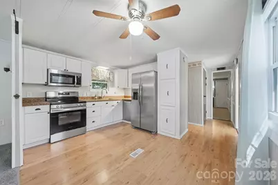 5404 B J Drive, Conover, NC 28613 - Photo 10